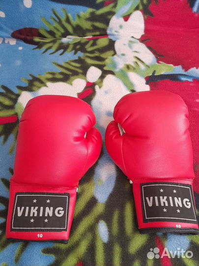 Боксерские перчатки