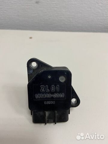 Датчик расхода воздуха mazda