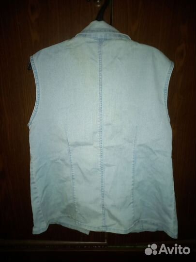 Джинсовая жилетка