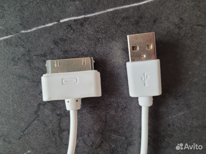 Оригинальный кабель к Айпаду и Айфону