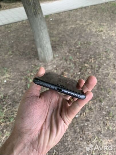 iPhone 8 Plus, Black, 64GB