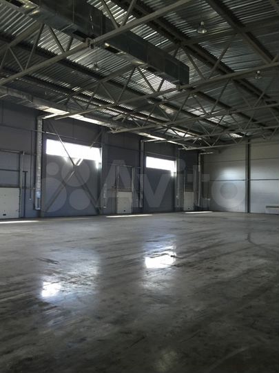 Складское помещение, 1500 м²