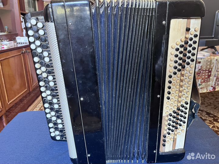 Баян Тульский