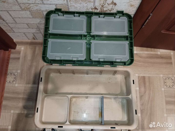 Рыболовный ящик