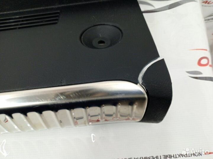 Накладка замка багажника Kia K 900 2 2018-2024