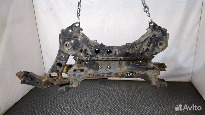 Балка подвески передняя Toyota RAV 4
