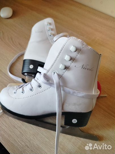 Коньки фигурные Nikole