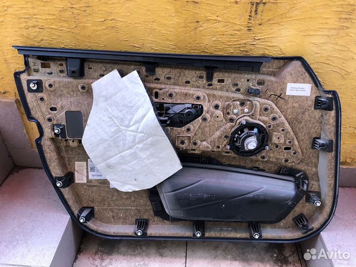 Обшивка двери BMW F10