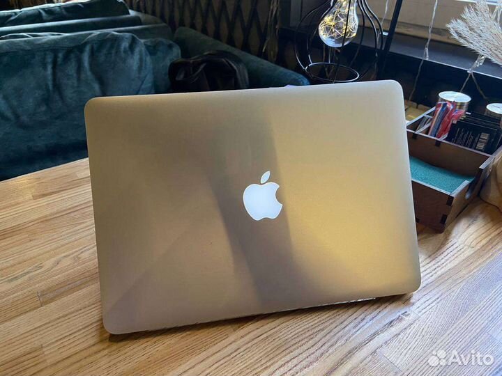 Macbook Pro 13 2015 328 циклов
