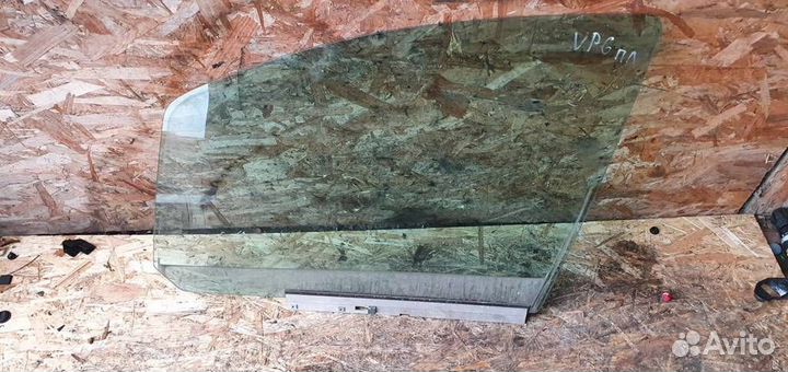 Стекло двери передней левой Opel Zafira B 2005-20