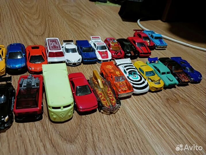 Хотвилс разные