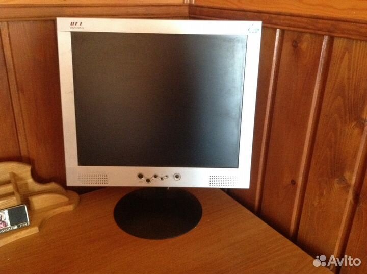 Монитор OFT 1703A с доставкой