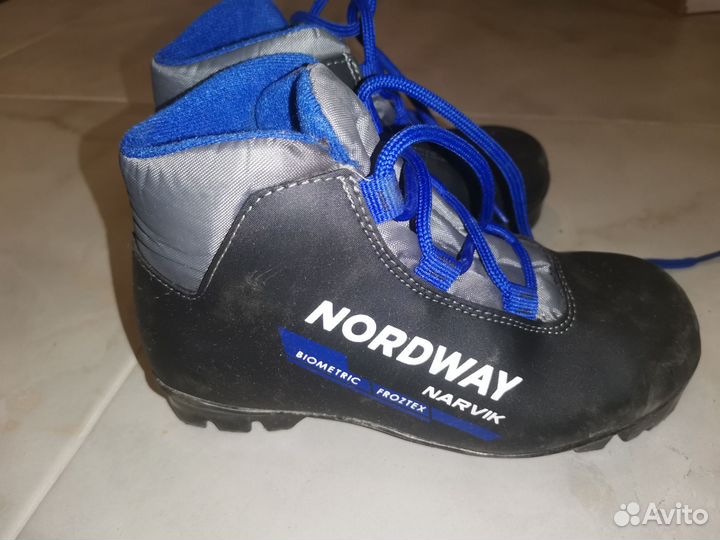 Лыжные ботинки Nordway 33 и 31 р-р