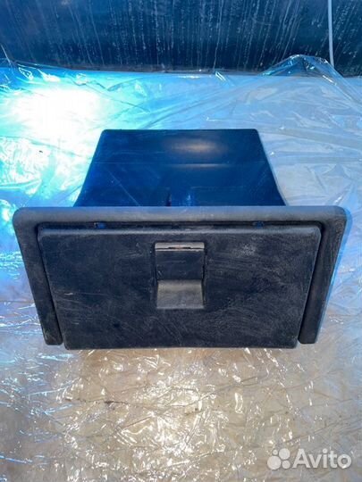 Бардачок Iveco