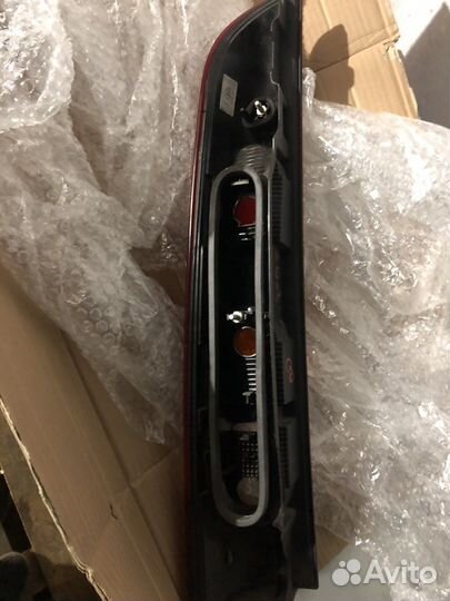 Фонарь задний правый renault kangoo