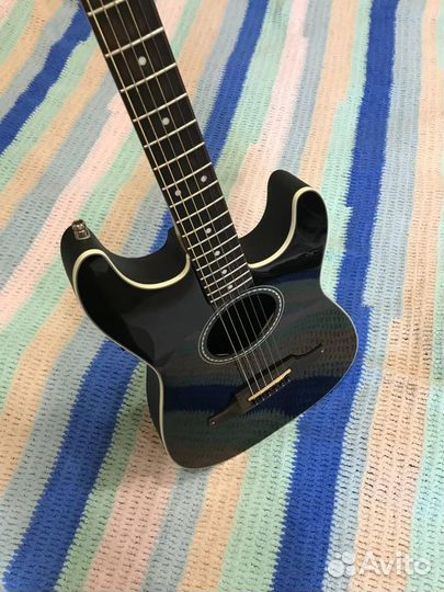 Электроакустическая гитара Fender stratacoustic