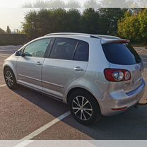 Volkswagen Golf Plus 1.6 MT, 2012, 323 000 км, с пробегом, цена 700 000 руб.