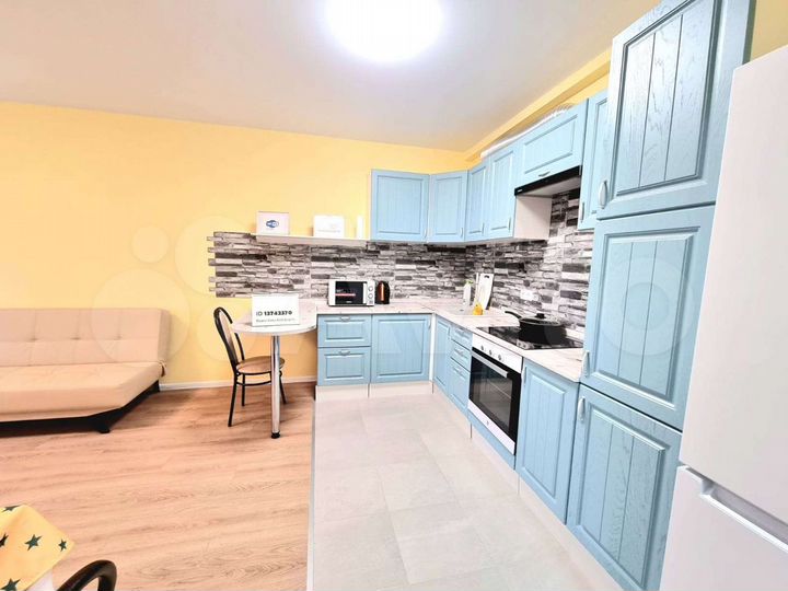 2-к. квартира, 62 м², 12/17 эт.