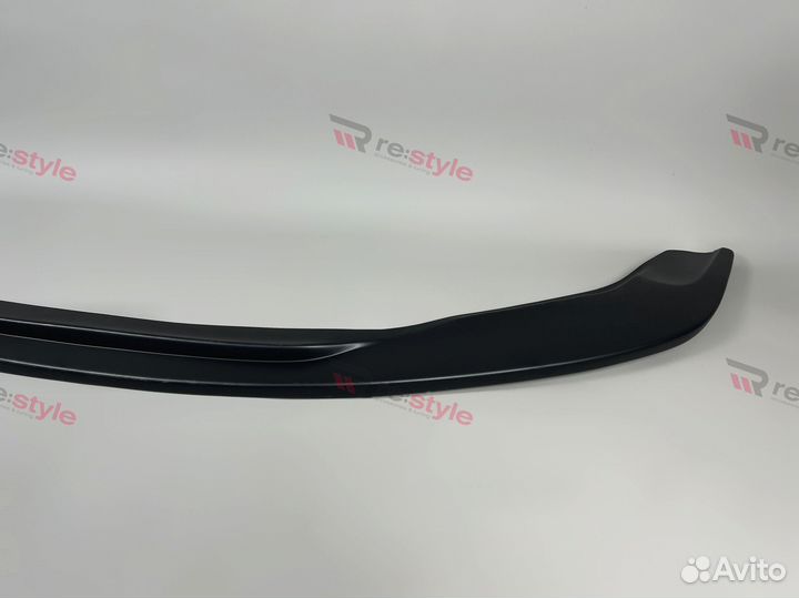 Сплиттер на бампер Lexus IS250
