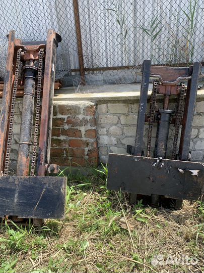 Стрела на вилочный погрузчик