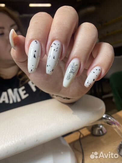 Маникюр, Гель-лак