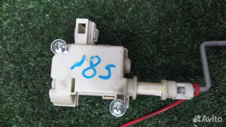 Замок лючка бензобака Audi A6 Allroad C5 BES 2004