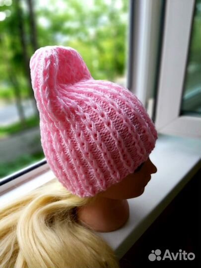 Шапка женская вязаная
