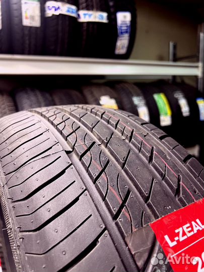 iLink L-Zeal56 245/40 R20 110T