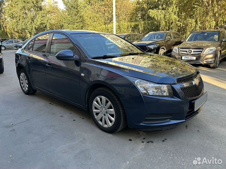 Chevrolet Cruze 1.6 AT, 2011, 109 000 км