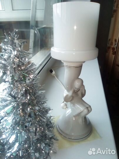 Статуэтка фарфоровая пятидесятых годов