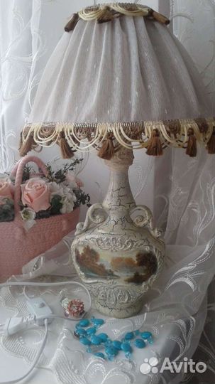 Лампа настольная