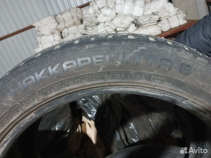 Nokian Tyres Hakkapeliitta 8 245/45 R19 102T