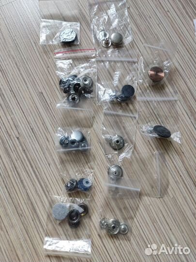 Кнопки и пуговицы