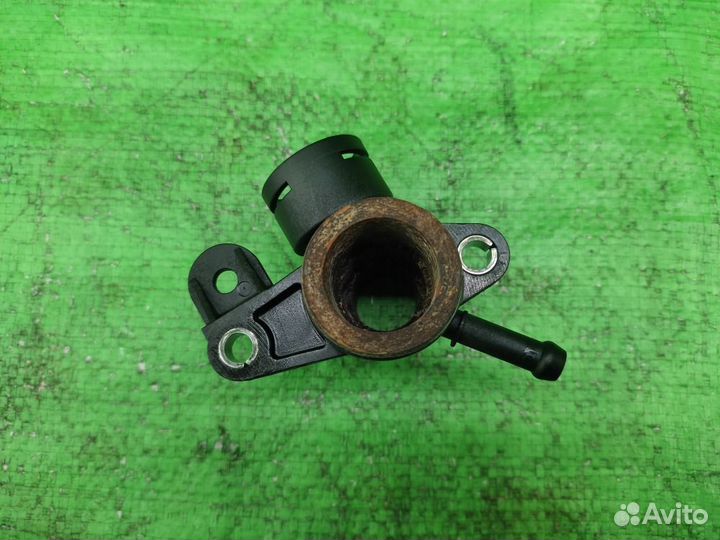 Фланец системы охлаждения Volkswagen Tiguan