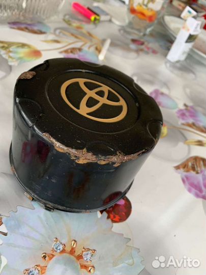 Колпак ступицы land cruiser 105