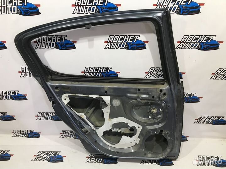 Дверь задняя левая Peugeot 407 9006H5