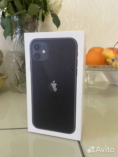 iPhone 11, 64 ГБ