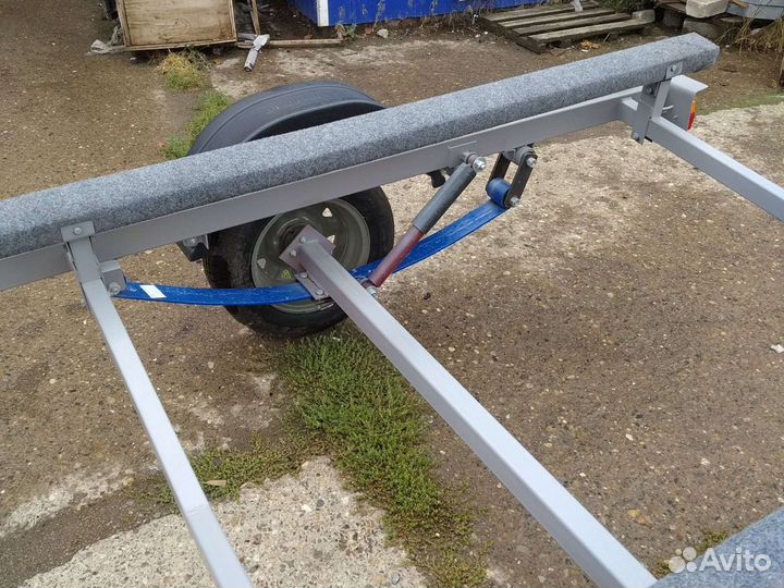 Лодочный прицеп бу до 5 м от пфс