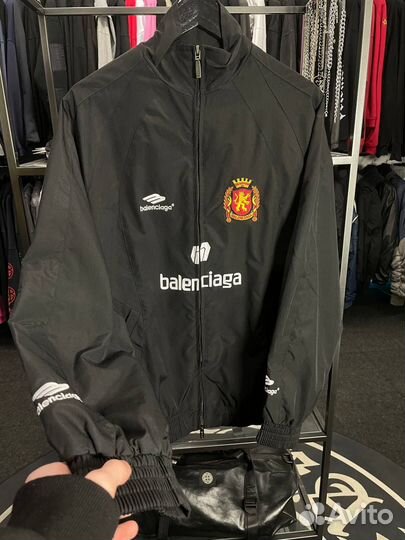Ветровка balensiaga soccer paris шоурум