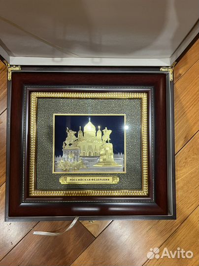 Панно из металла