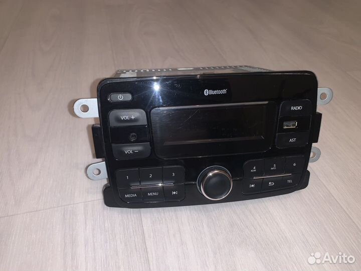 Магнитола Renault оригинал