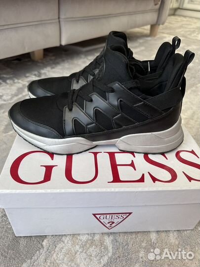 Кроссовки женские guess