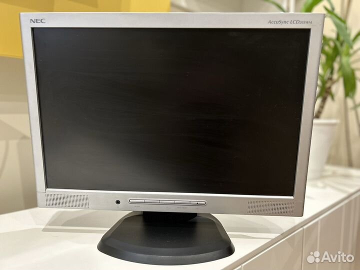 Монитор NEC