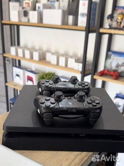 Sony PS4 slim
