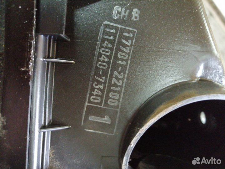 Корпус воздушного фильтра Toyota Corolla E120