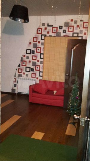 Коттедж 100 м² на участке 2 сот.