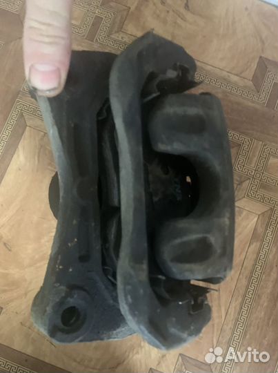 Суппорт тормозной передний nissan teana J31