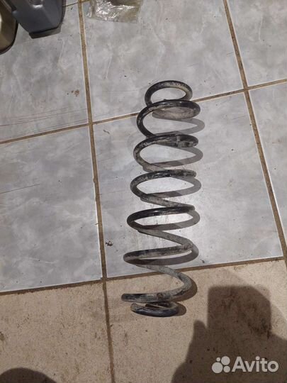 Пружина задняя skoda а7