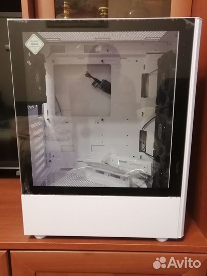 Корпус компьютерный adata XPG Valor Air