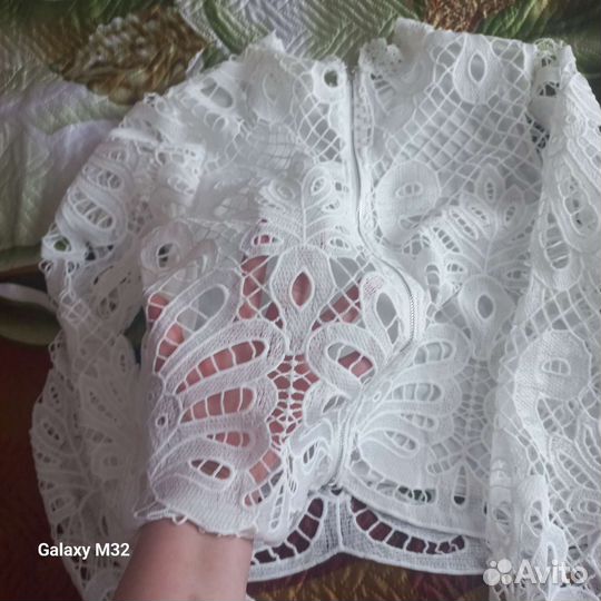 Блузка белая